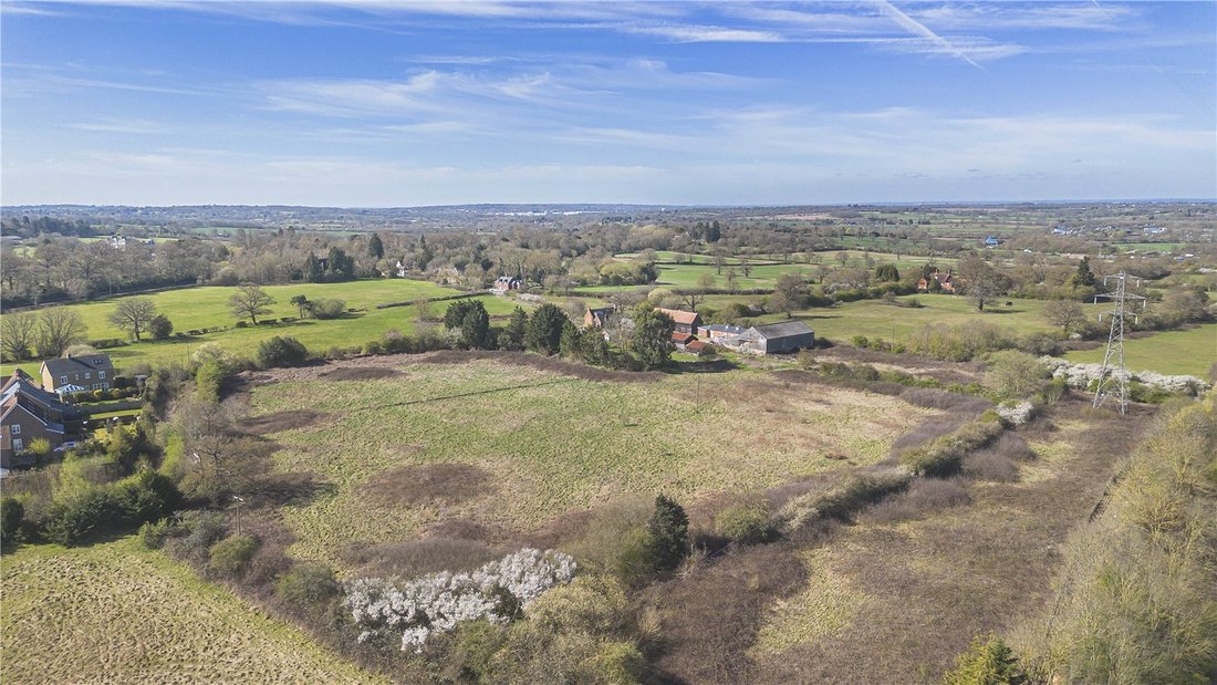 House in Hertsmere, England 2 - 16942777