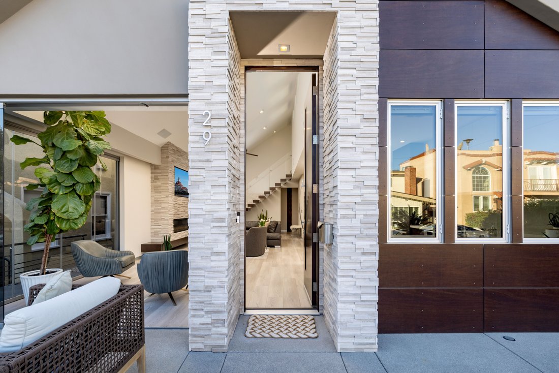 House in Signal Hill, California, United States 2 - 16938798