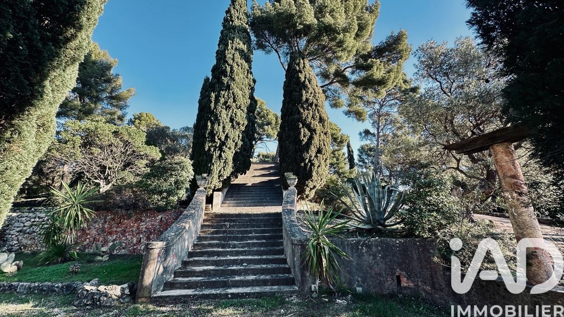 House in Solliès-Toucas, Provence-Alpes-Côte d'Azur, France 5 - 16938635