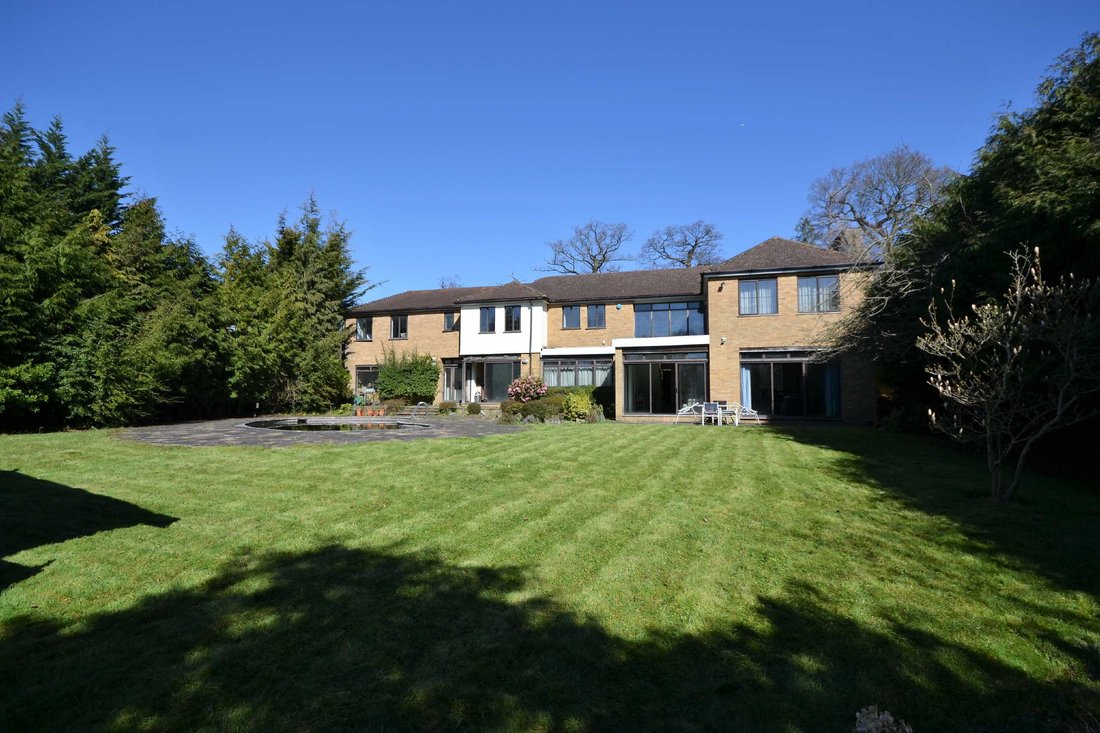 House in Ferney Hill, Enfield, England 3 - 16943078