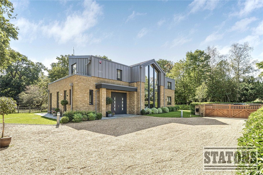 Casa en Essendon, Inglaterra, Reino Unido 1 - 16943350