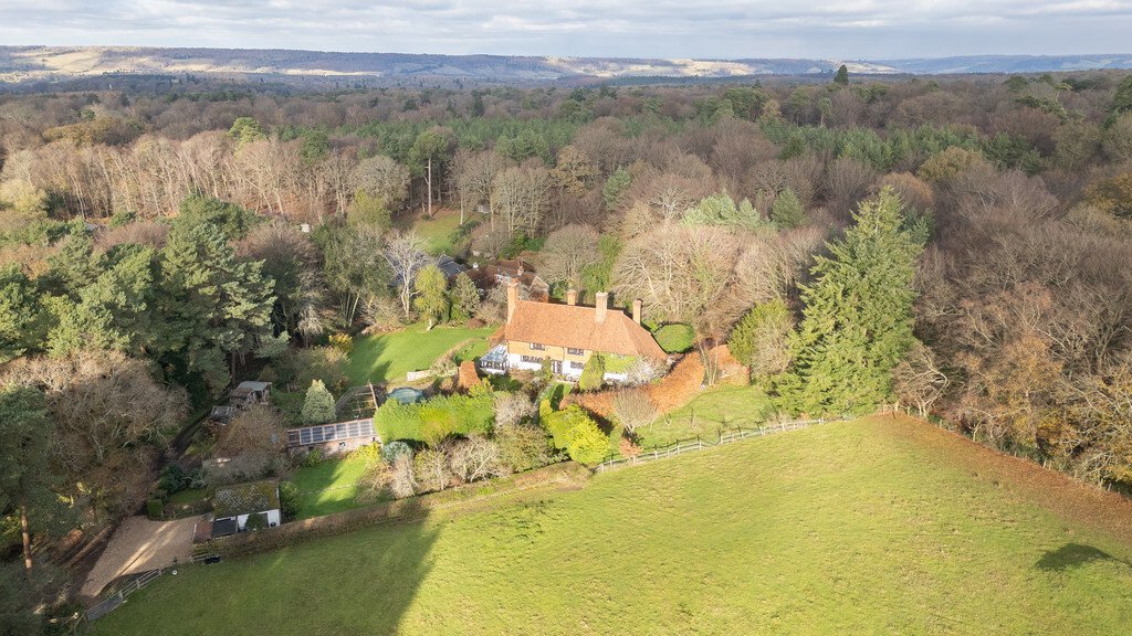 House in Dorking, England 5 - 16941631