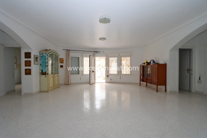 Villa in Orihuela, Valencian Community, Spain 3 - 16940592