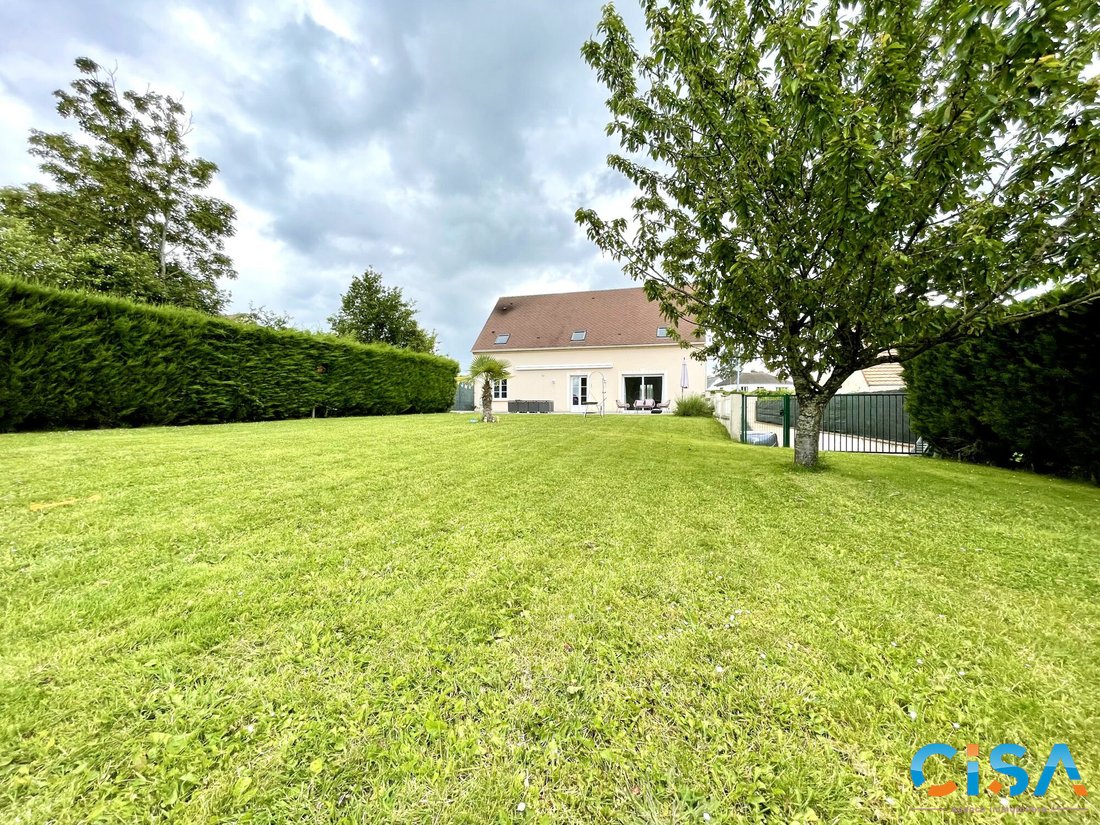 House in Sainte-Genevieve, Hauts-de-France, France 1 - 16941935
