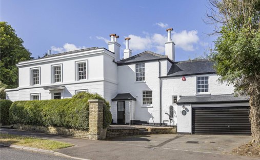 House in South Mimms, England 1