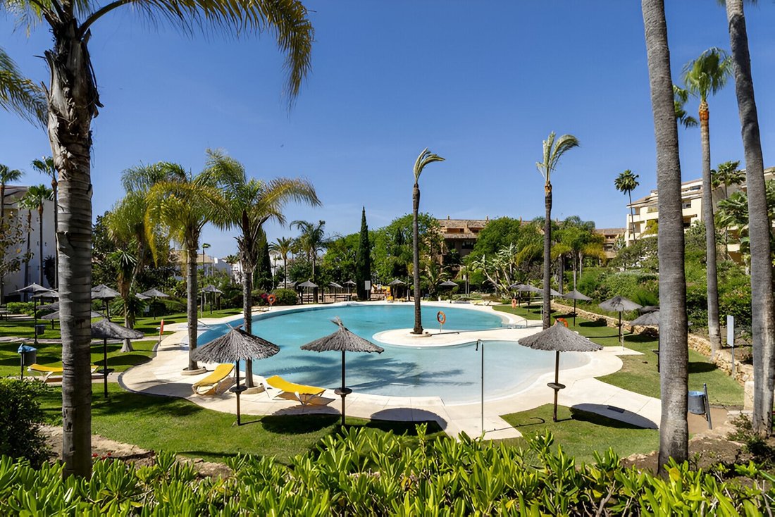 Apartment in Marbella, Andalusia, Spain 2 - 16942786