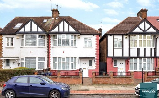 House in Finchley, Barnet, England 1