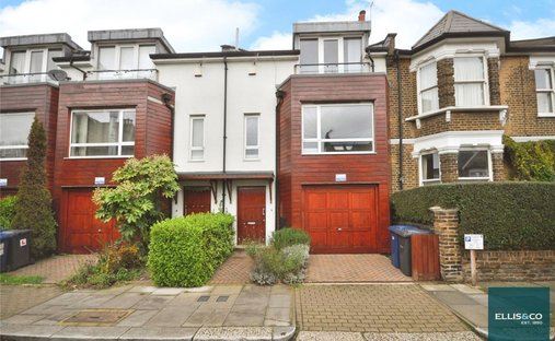 House in Barnet, England 1