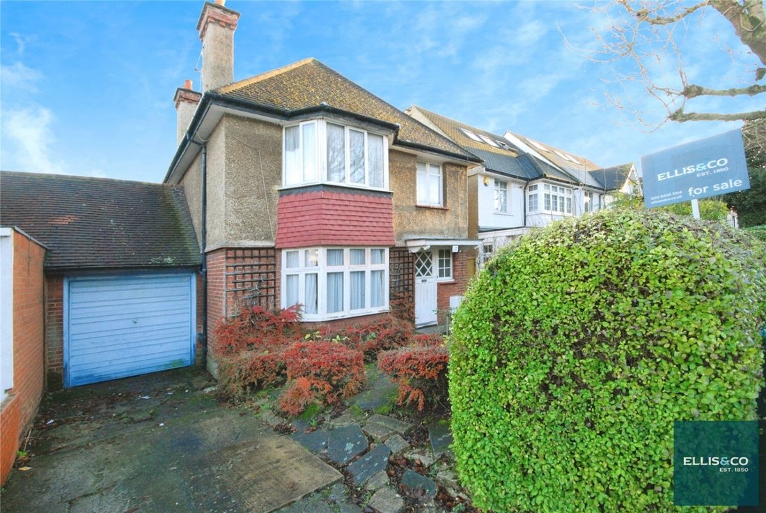Haus in London Borough of Barnet, England 1 - 16939592