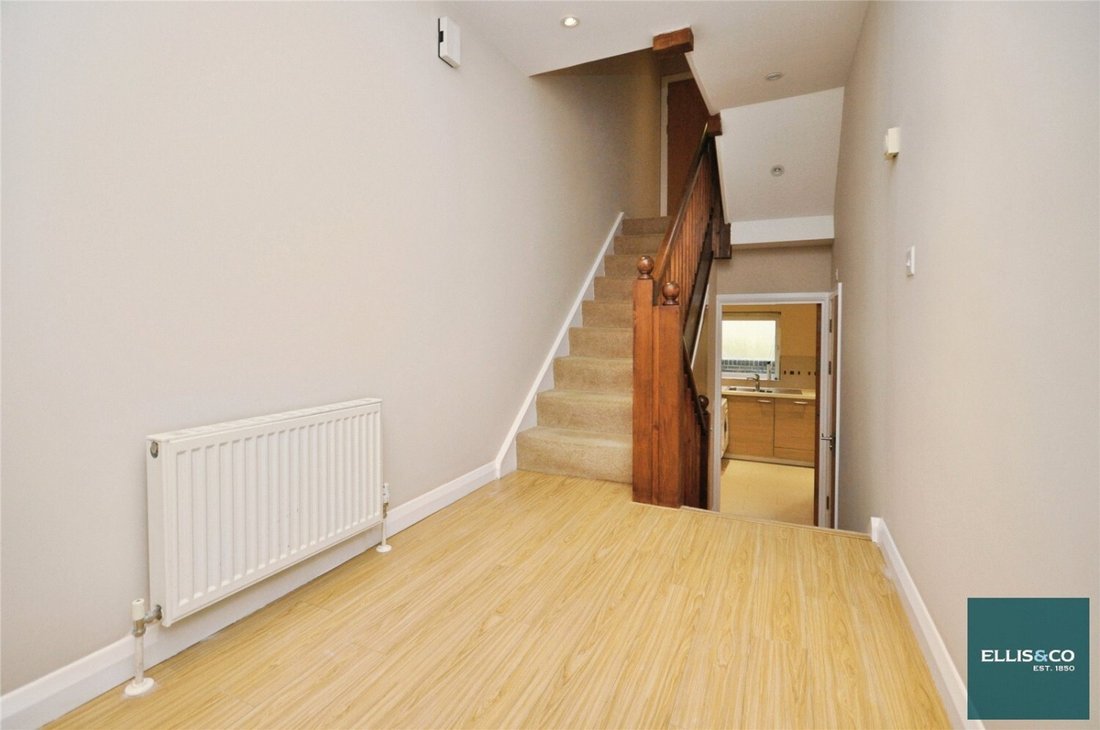 House in Barnet, England 4 - 16939255