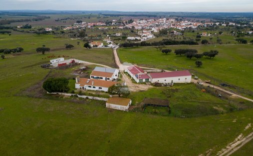 Corps de ferme à Viana do Alentejo, District d'Évora, Portugal 1