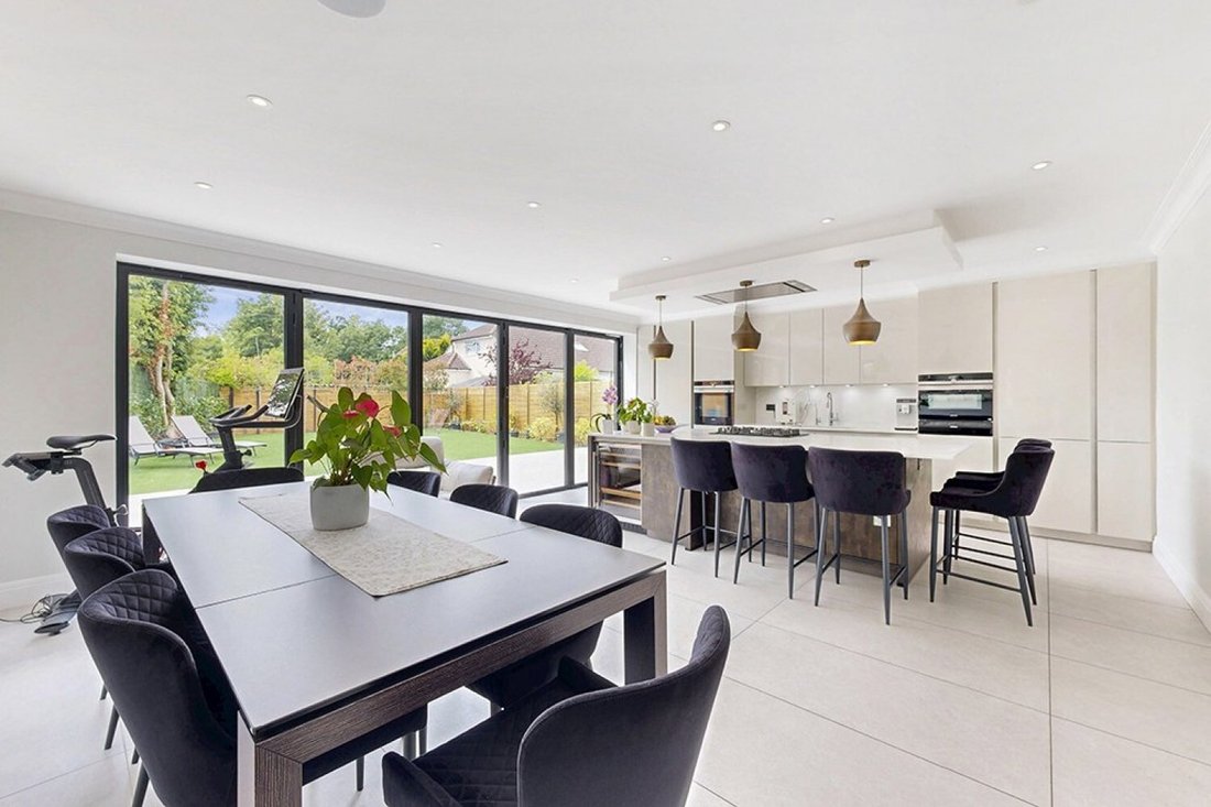 House in Stanmore, Harrow, England 2 - 16939622