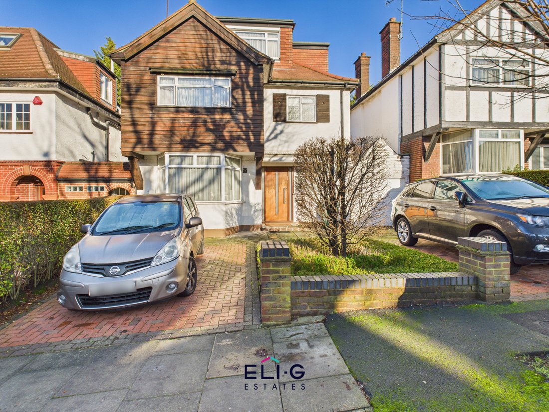 House in Golders Green, Barnet, England 1 - 16939181