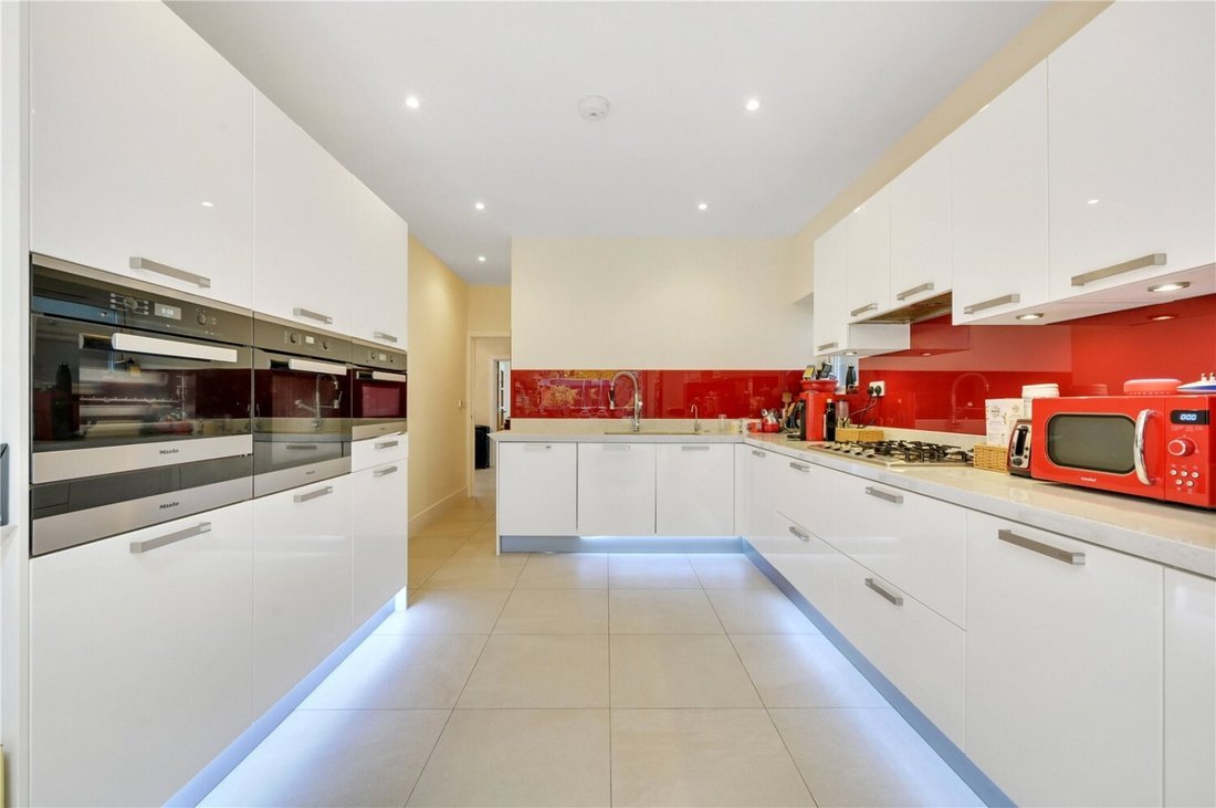 House in Golders Green, Barnet, England 5 - 16939494