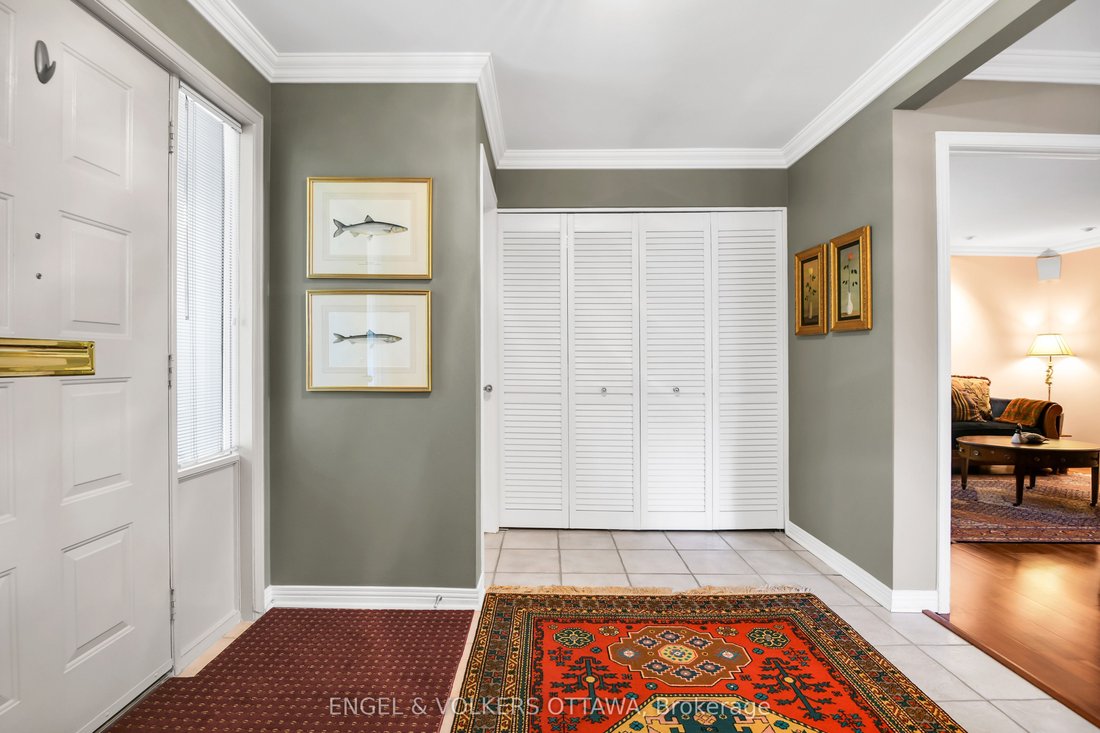House in Ottawa, Ontario, Canada 4 - 16940808