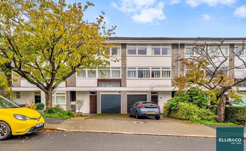House in Finchley, Barnet, England 1