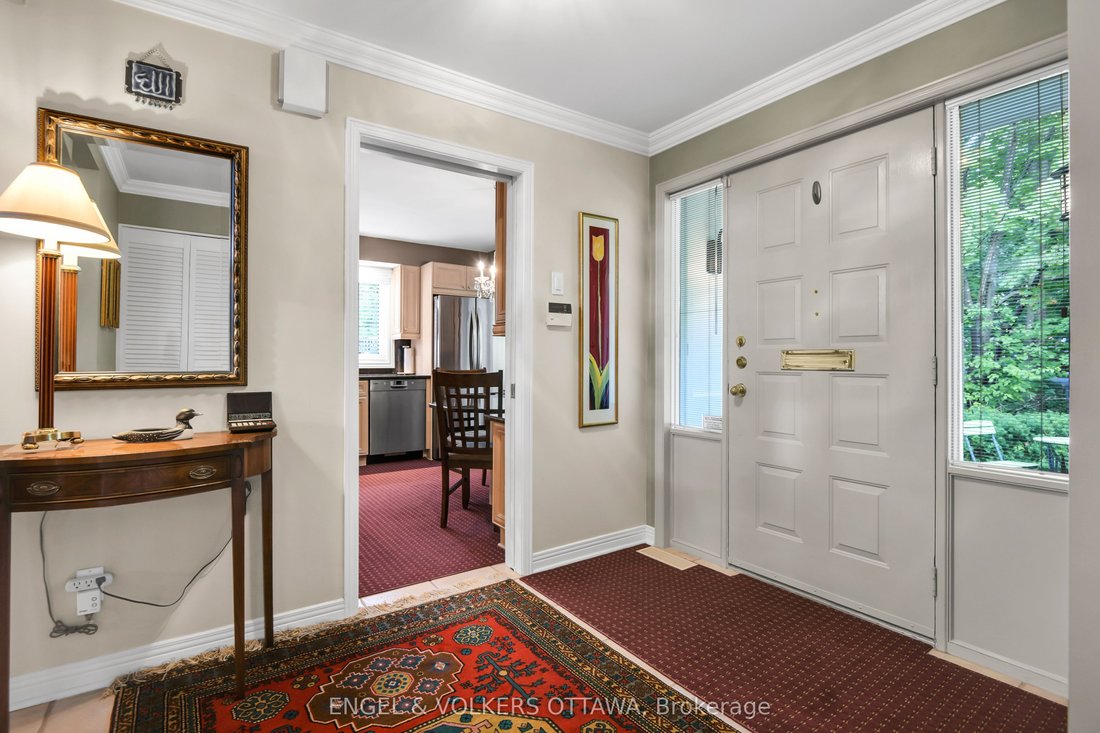 House in Ottawa, Ontario, Canada 5 - 16940808