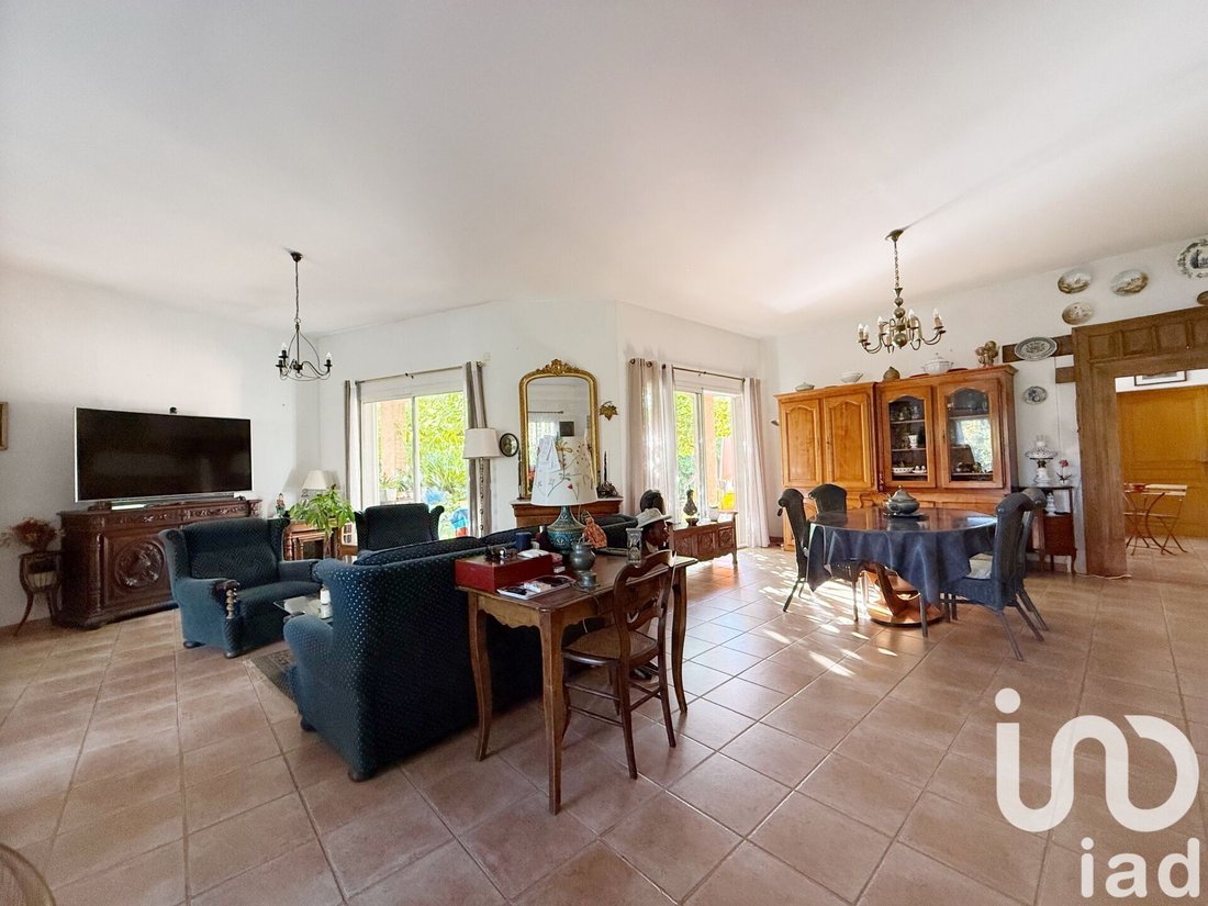House in La Crau, Provence-Alpes-Côte d'Azur, France 3 - 16387492