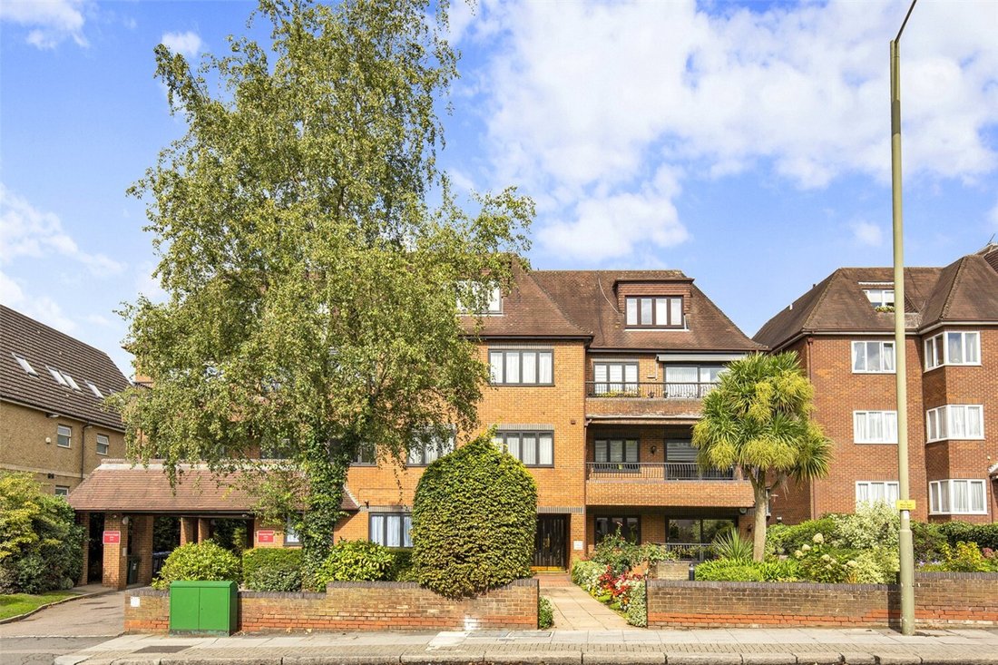 Apartment in Finchley, Barnet, England 4 - 16940068