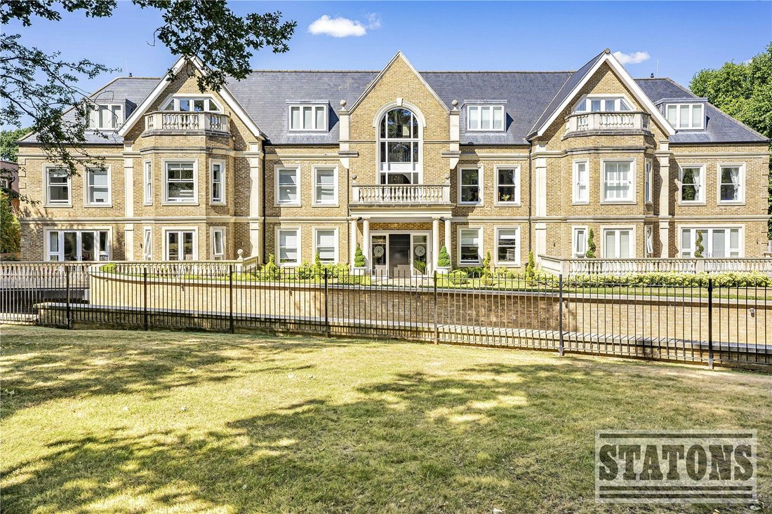 Apartment in Cockfosters, Enfield, England 1 - 16940937