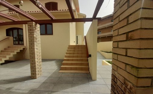 Villa a Gulpilhares e Valadares, Oporto, Portogallo 1