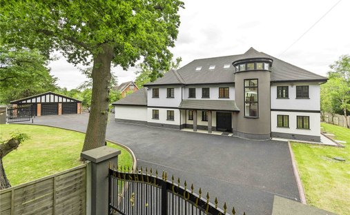 House in Elstree (Elstree and Borehamwood), Elstree, England 1