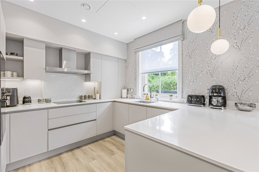 Wohnung in Ferney Hill, London Borough of Enfield, England 5 - 16940791