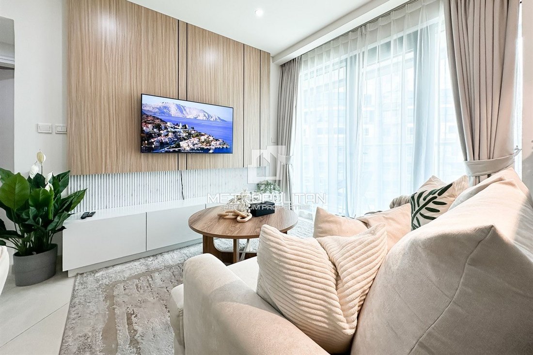 Apartment in Palm Jumeirah, Dubai, United Arab Emirates 1 - 16938233