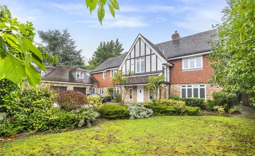 House in Ferney Hill, Enfield, England 1
