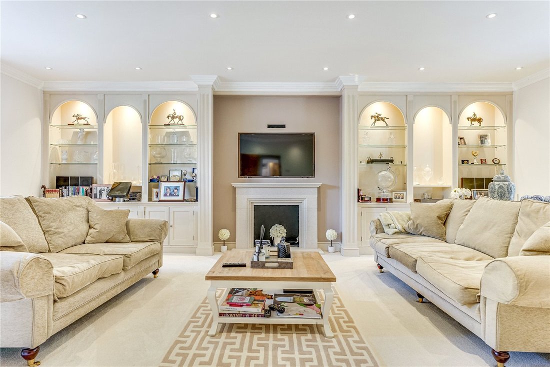 House in Cuffley, Northaw, England 4 - 16940698