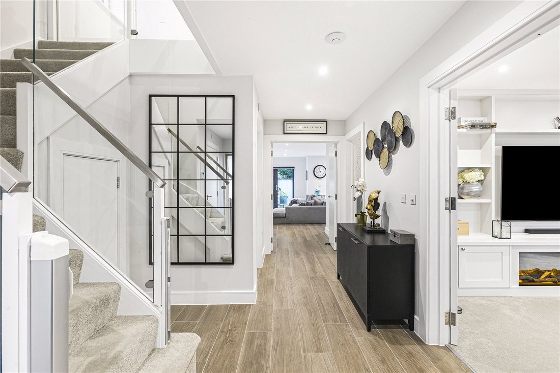House in Enfield Chase, Enfield, England 2 - 16940422