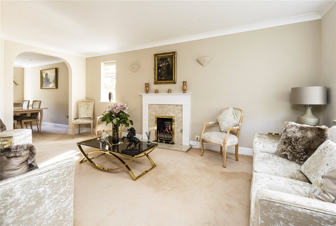 House in Cockfosters, Enfield, England 3 - 16940230