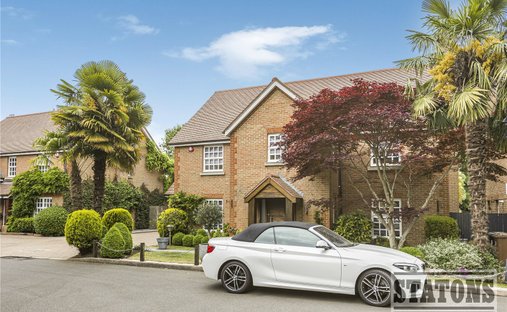 House in Elstree (Elstree and Borehamwood), Elstree, England 1