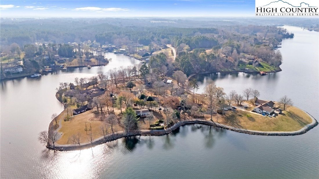 House in Conover, North Carolina, United States 1 - 16938846