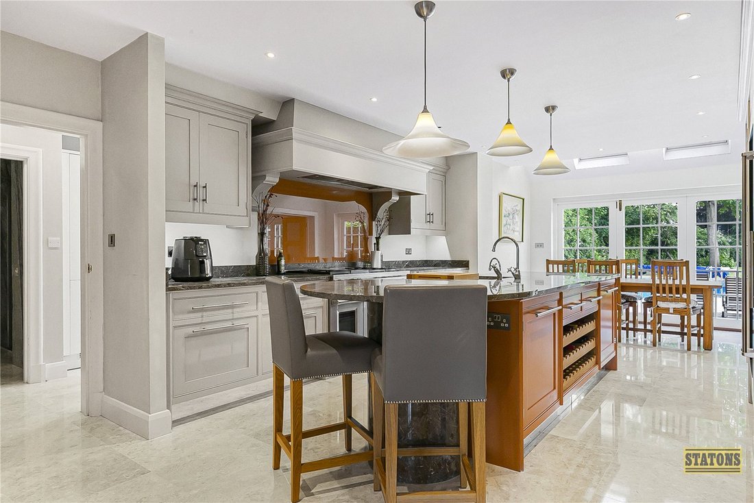 House in Welham Green, Hatfield, England 3 - 16940095