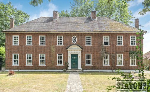 House in Cockfosters, Enfield, England 1