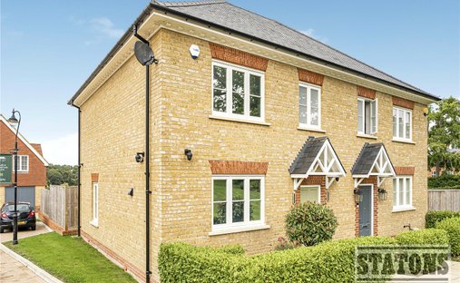 Casa a Oakwood, Enfield, Inghilterra 1
