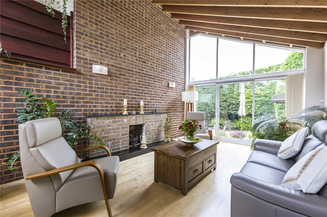 House in Cuffley, Northaw, England 2 - 16940093