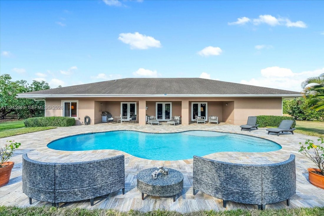 House in Homestead, Florida, United States 3 - 16940728
