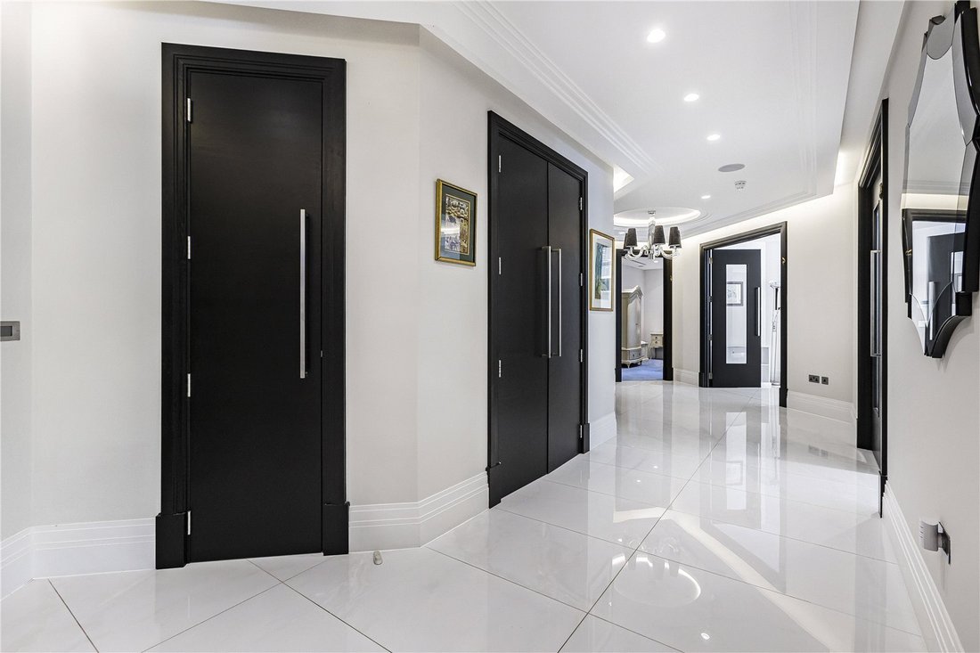 Apartment in Ferney Hill, Enfield, England 5 - 16940886
