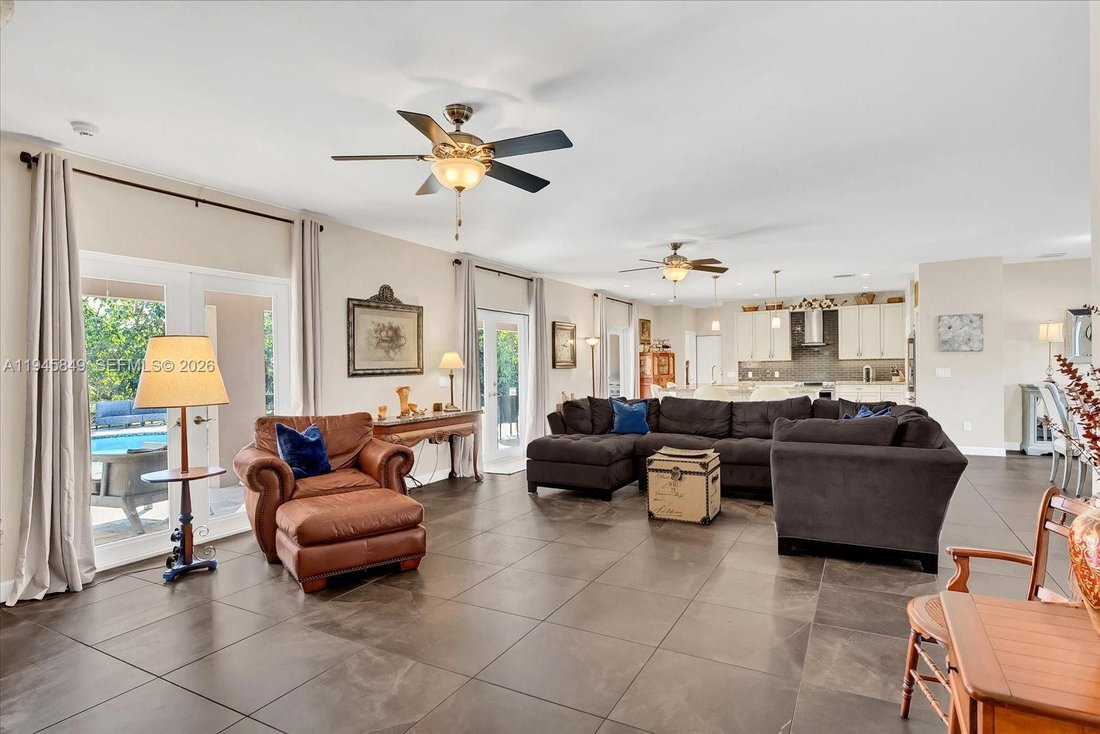 House in Homestead, Florida, United States 5 - 16940728