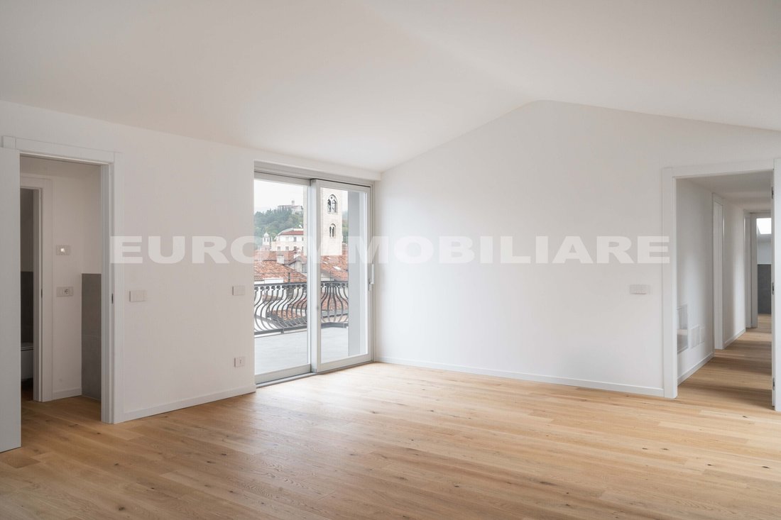 Apartment in Historic Center, Brescia, Lombardy 5 - 15360066