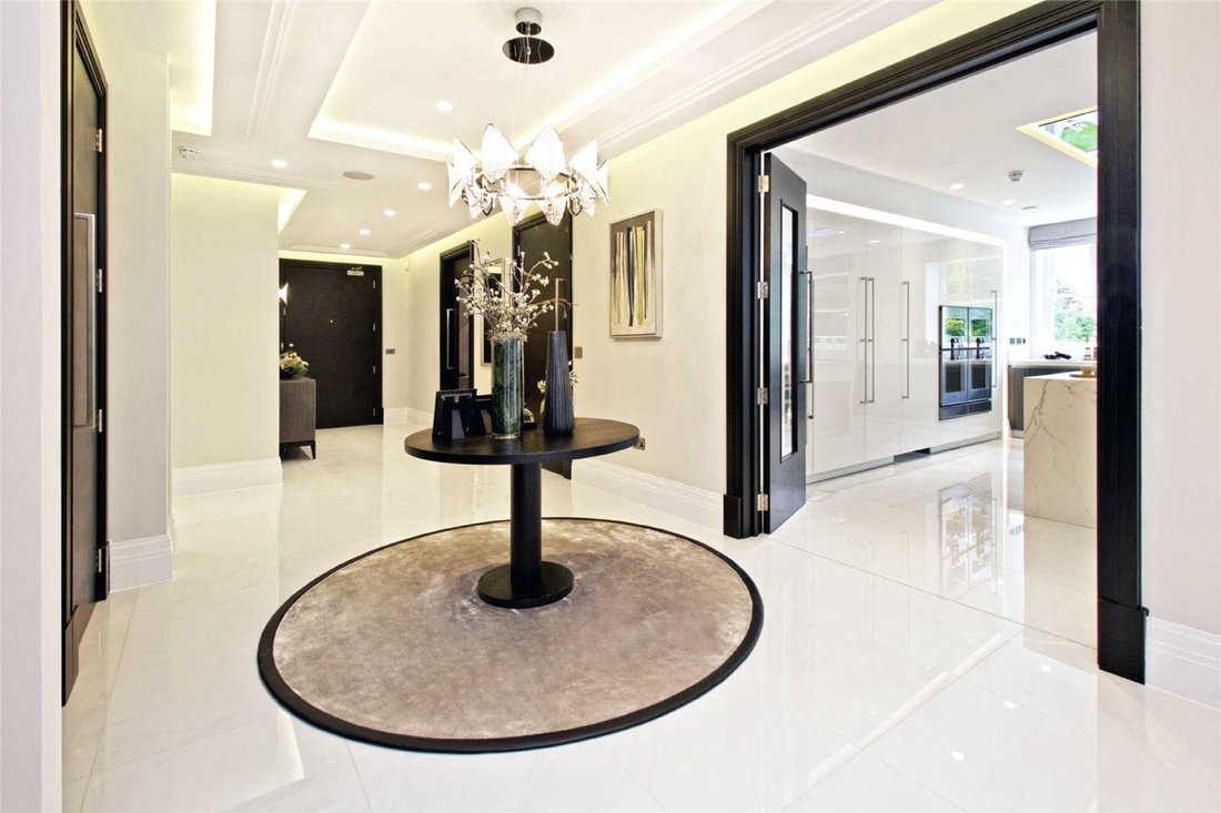 Apartment in Ferney Hill, Enfield, England 5 - 16940853