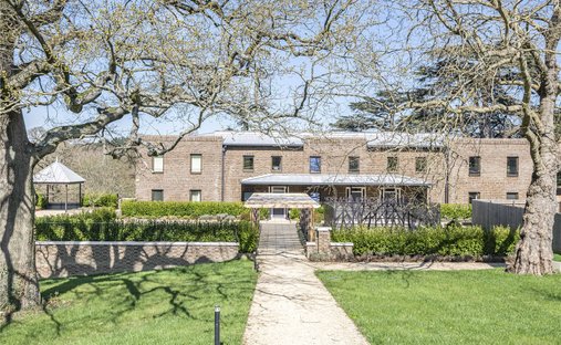 House in Oakwood, Enfield, England 1