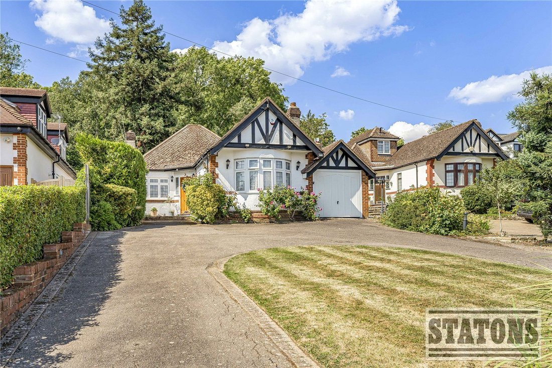 Bungalow in Welham Green, Hatfield, England 1 - 16939198