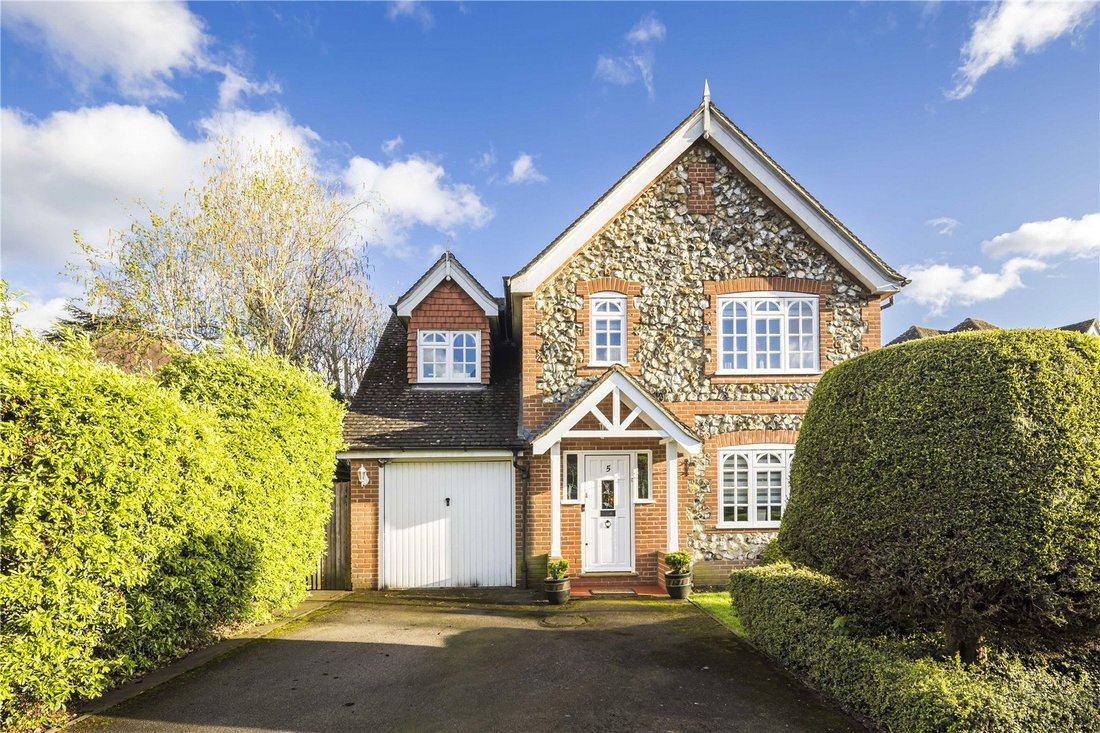 House in Cockfosters, Enfield, England 1 - 16940230