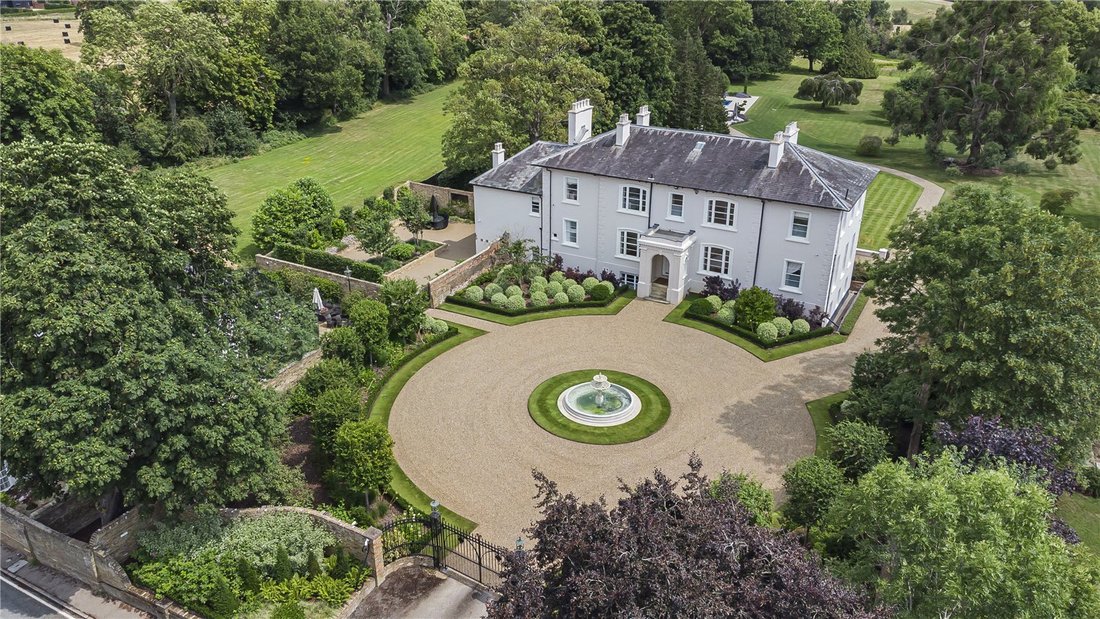 House in Potters Bar, Hertsmere, England 1 - 16940597