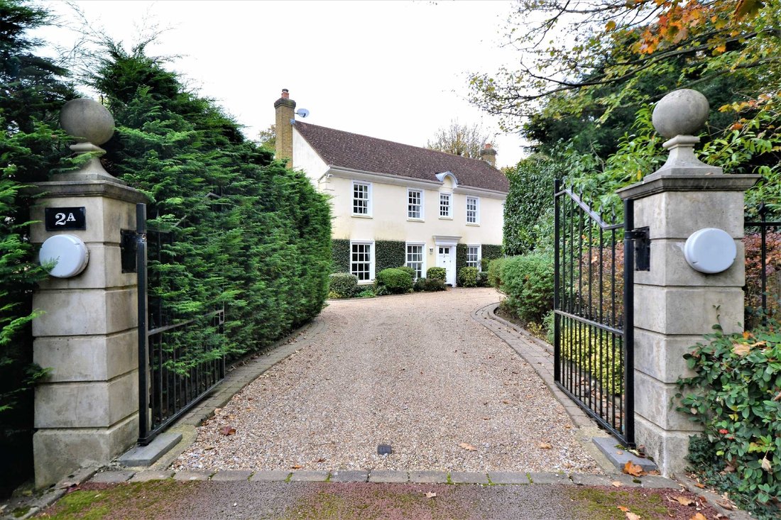 House in Cockfosters, Enfield, England 1 - 16940556