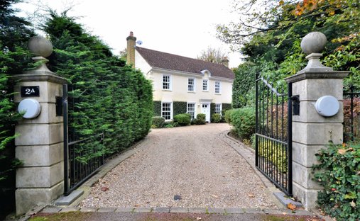 House in Cockfosters, Enfield, England 1