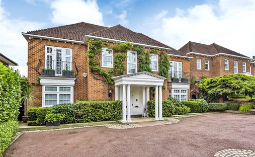 House in Barnet, England 1